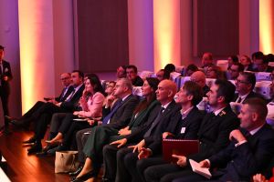 Photo credit: Plas | CER & UNIFE